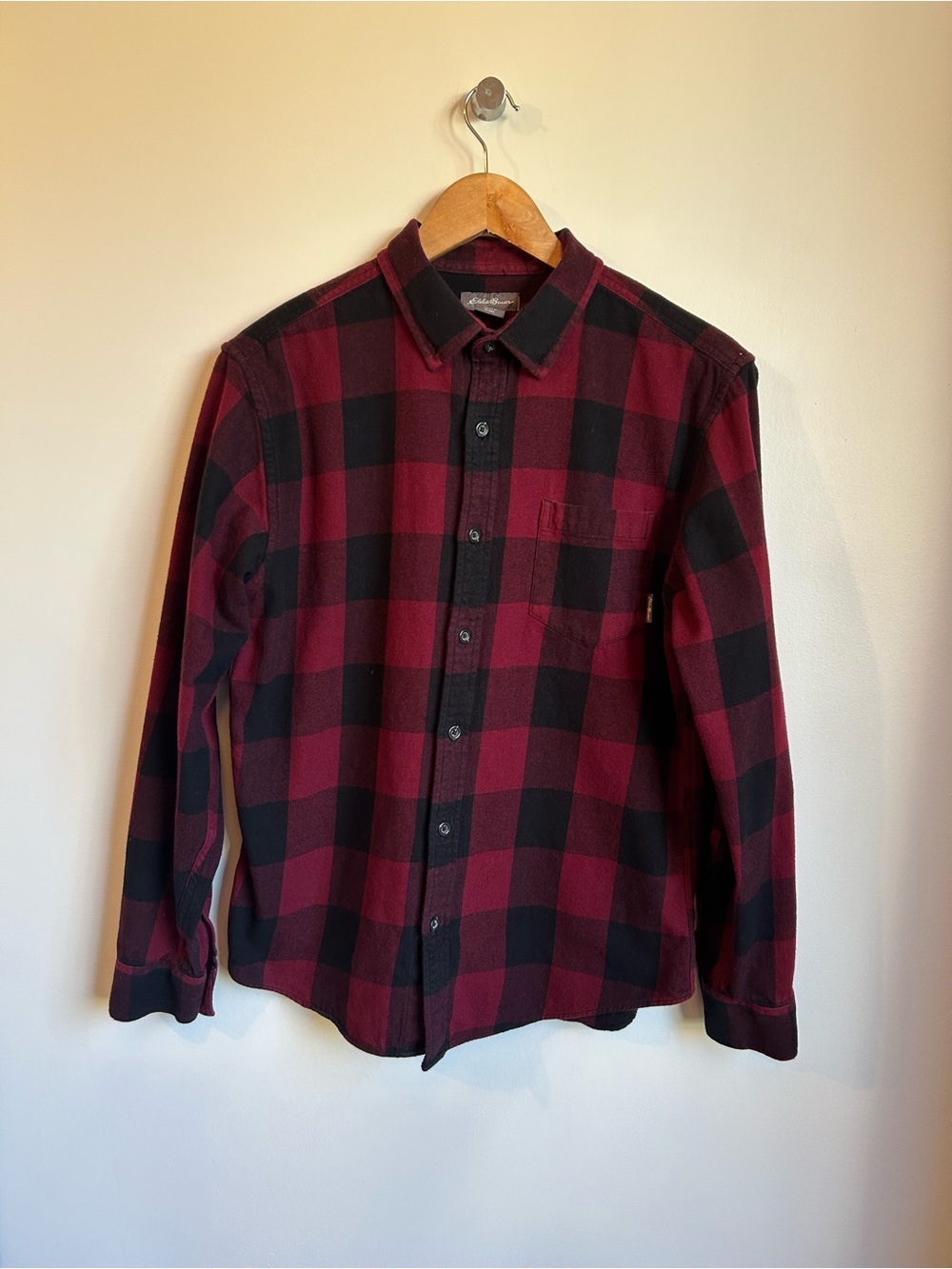Eddie Bauer Men's Red Black Buffalo Plaid Flannel Shirt 100% Cotton Size M